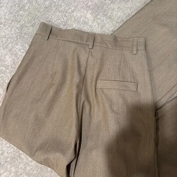 Djerf Avenue Oat Favorite Pants - Picture 6 of 6